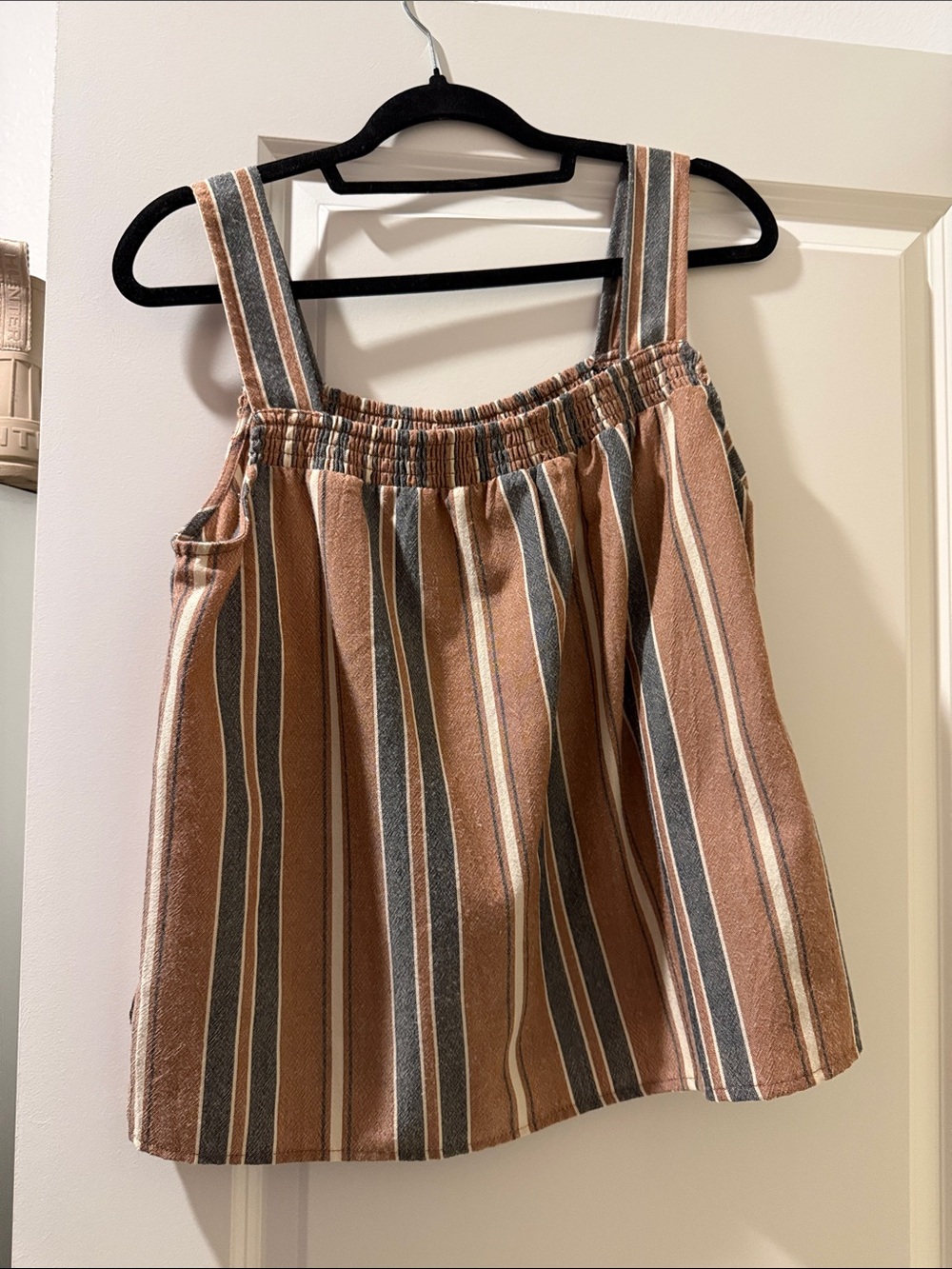 Evereve Striped Tank Top in Rust, Gray & Cream